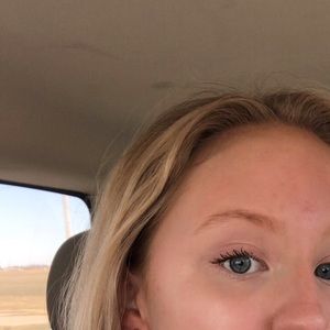 Meet your Posher, Ellis